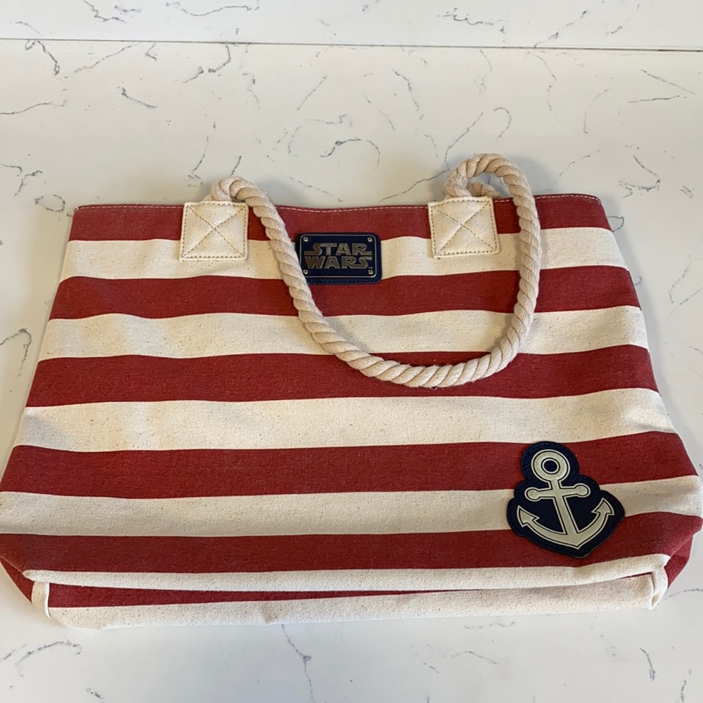 Disney’s Star Wars tote